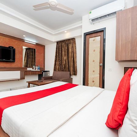 Hotel Balwas Σουράτ Εξωτερικό φωτογραφία