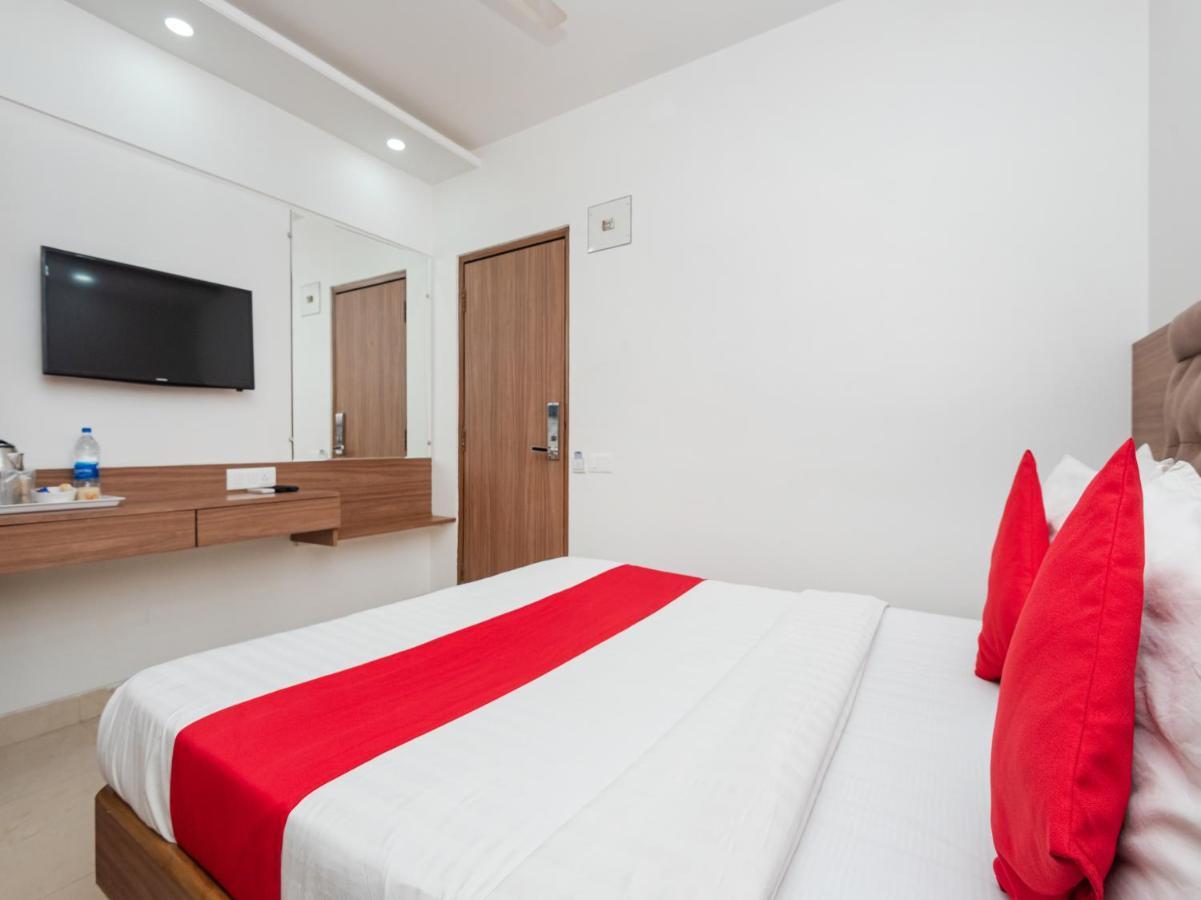 Hotel Balwas Σουράτ Εξωτερικό φωτογραφία