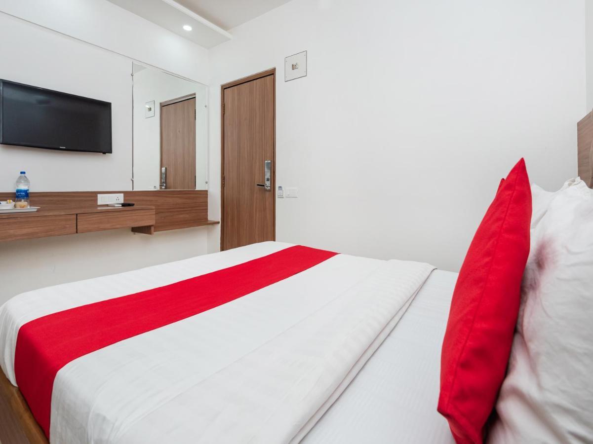 Hotel Balwas Σουράτ Εξωτερικό φωτογραφία