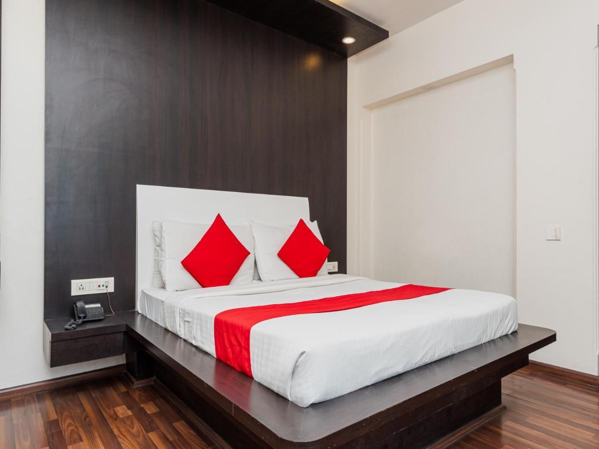 Hotel Balwas Σουράτ Εξωτερικό φωτογραφία