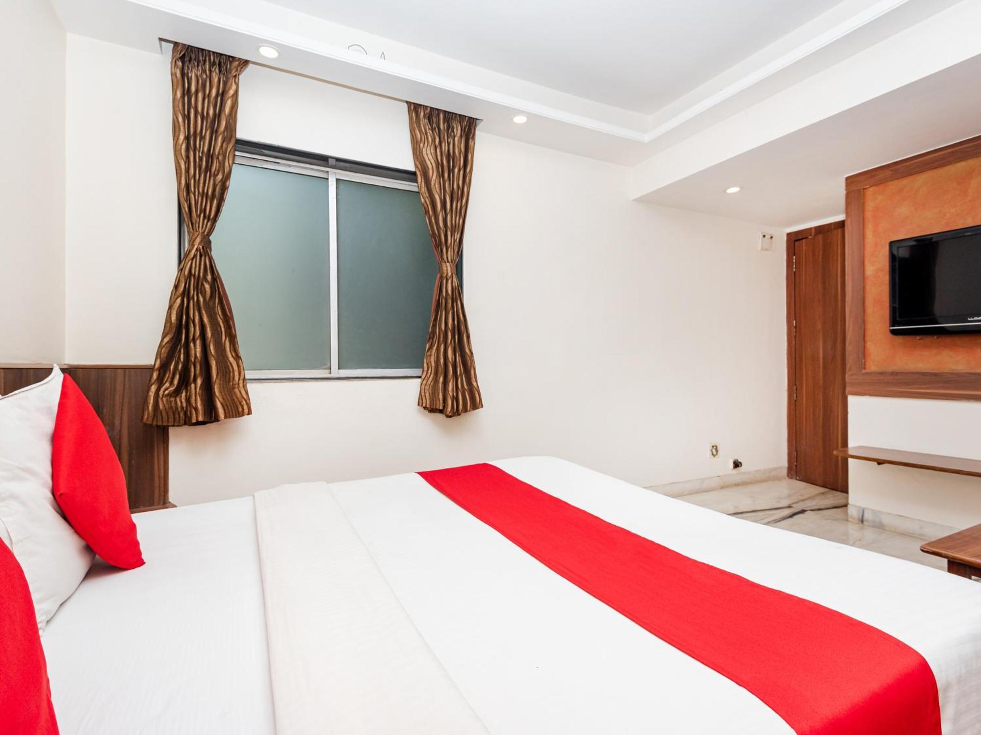 Hotel Balwas Σουράτ Εξωτερικό φωτογραφία