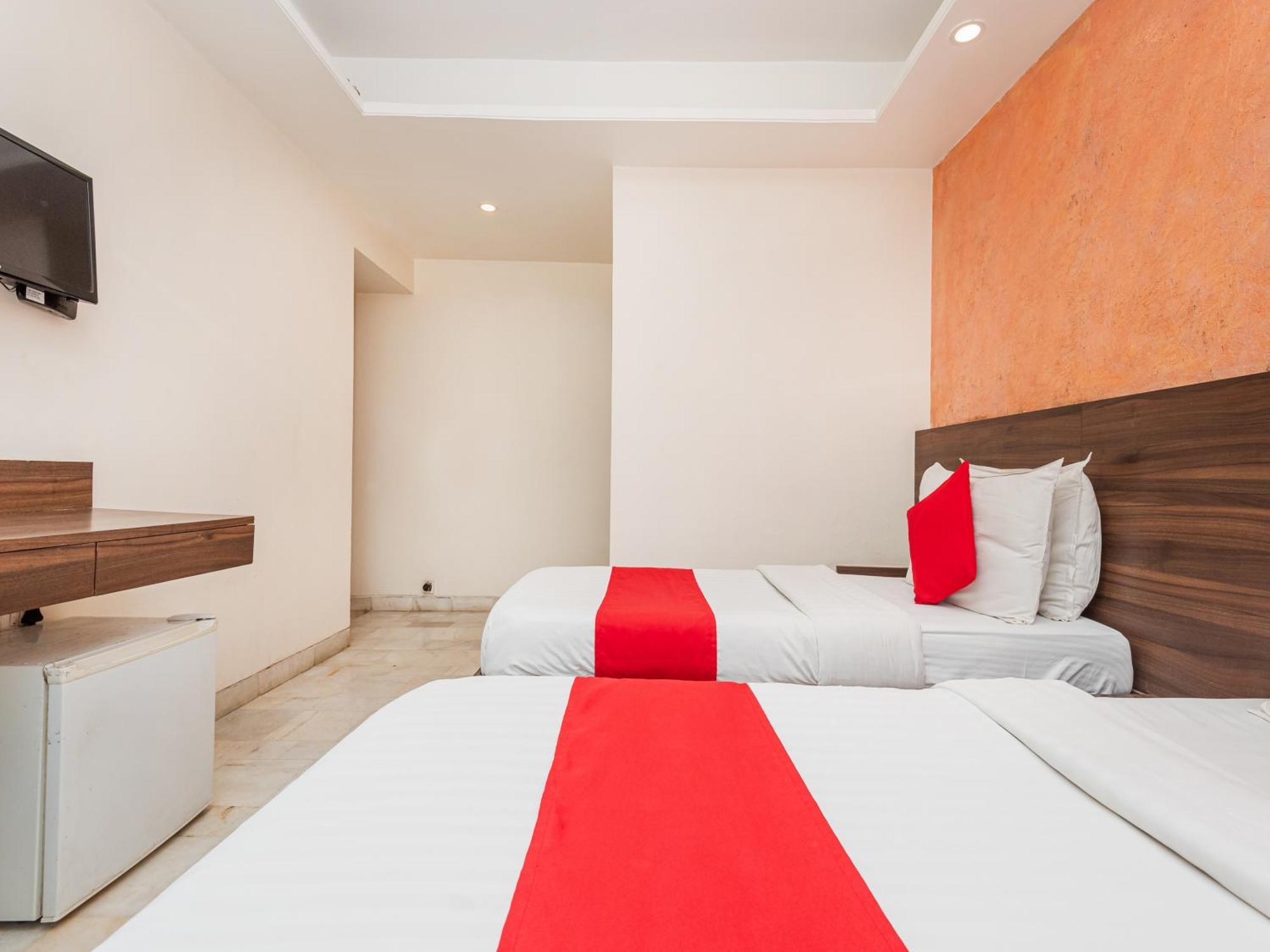 Hotel Balwas Σουράτ Εξωτερικό φωτογραφία
