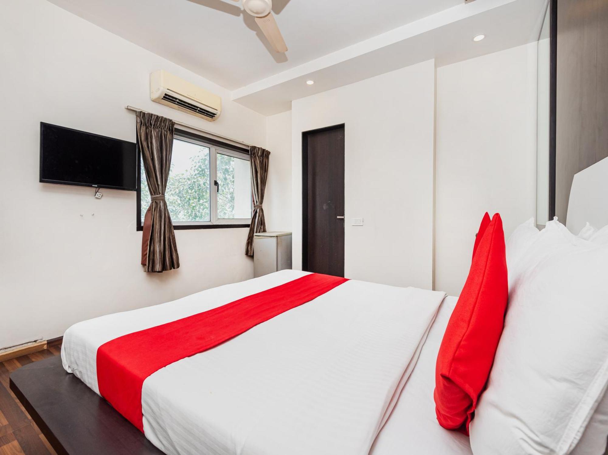 Hotel Balwas Σουράτ Εξωτερικό φωτογραφία