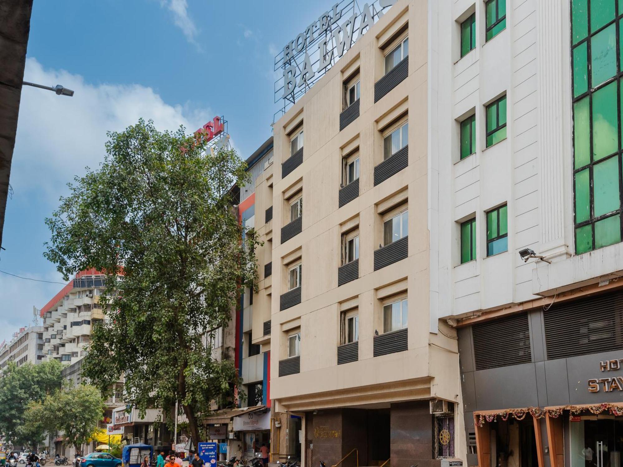 Hotel Balwas Σουράτ Εξωτερικό φωτογραφία