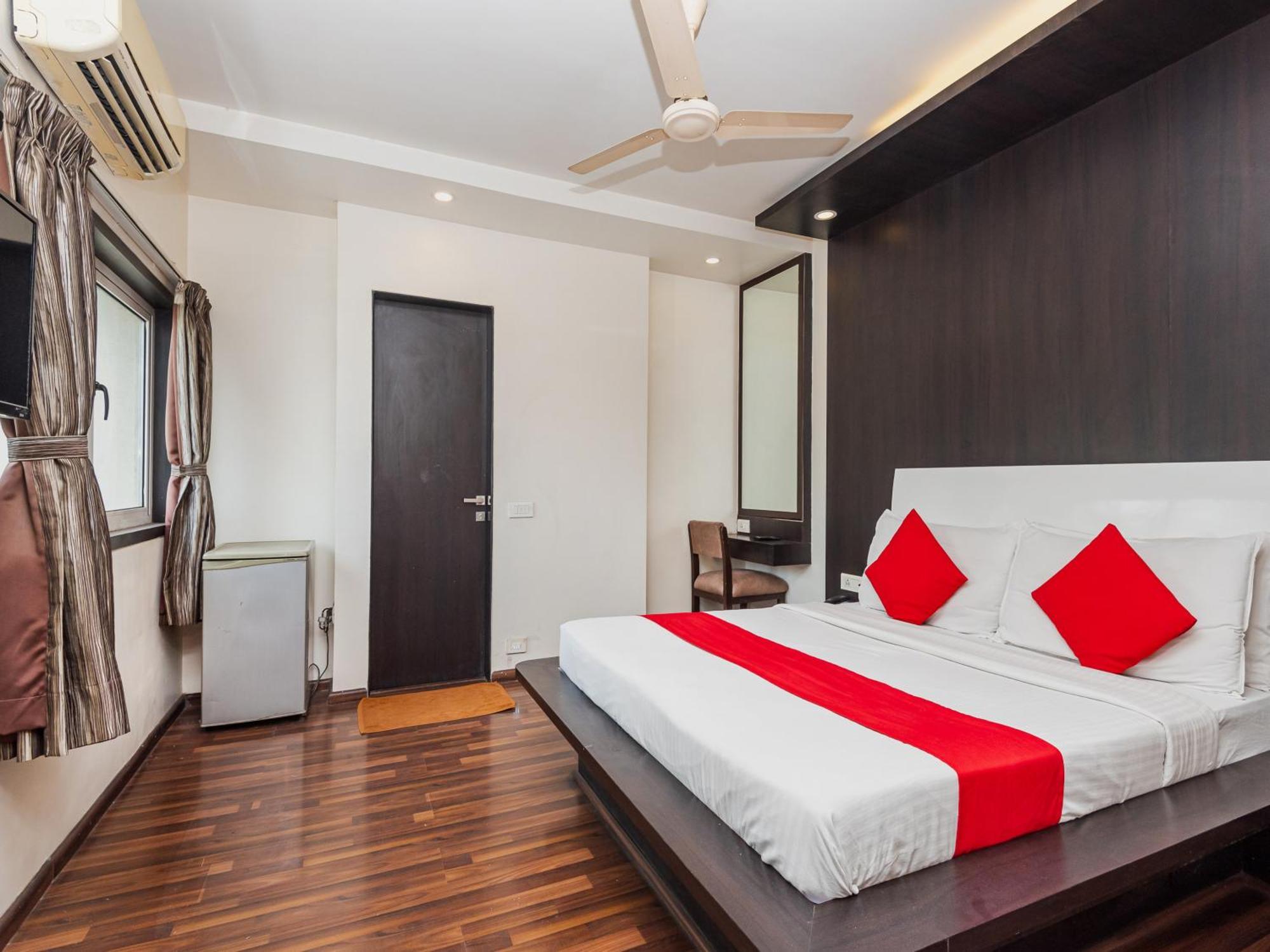 Hotel Balwas Σουράτ Εξωτερικό φωτογραφία