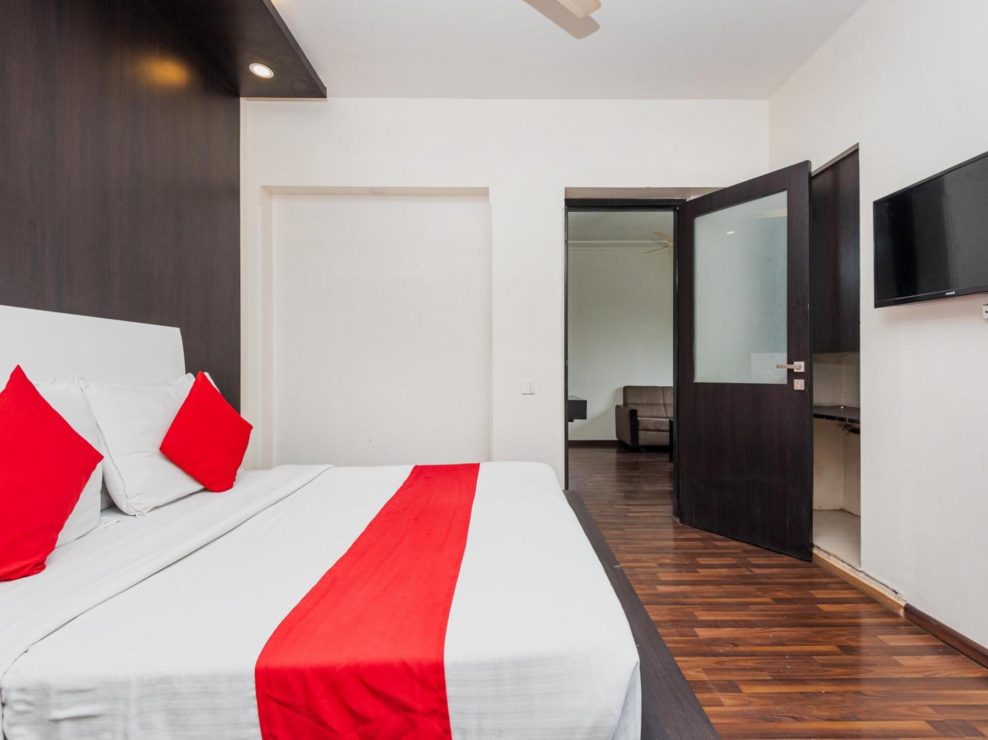Hotel Balwas Σουράτ Εξωτερικό φωτογραφία